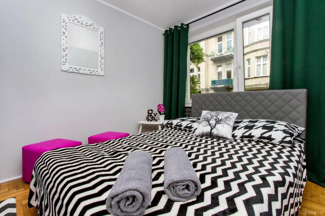 Clicktheflat Hoza Street Apart Rooms Warszawa Exteriör bild